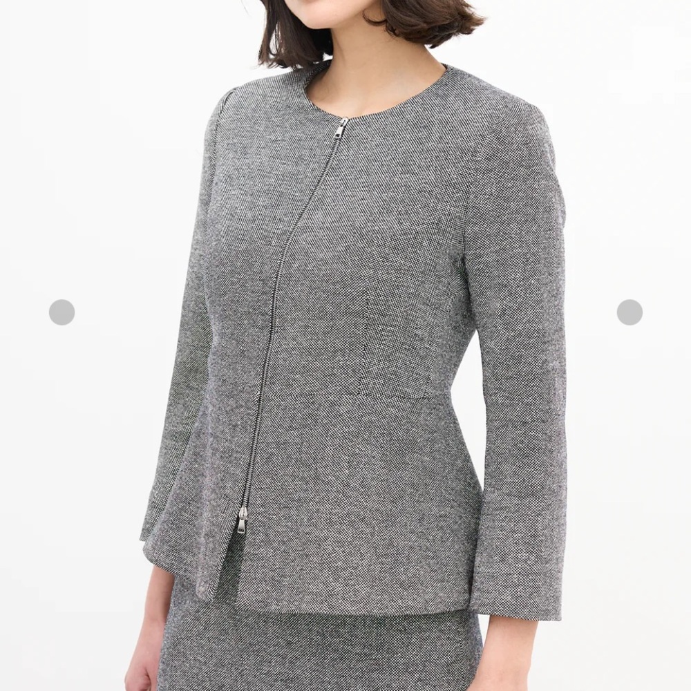MaxMara Italy Tweed Silk Wool Full Zip Gray Peplum Blazer Size 10